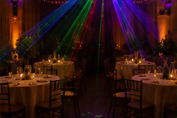 Algam Spectrum 400 RGB laserlicht in gebruik, feest