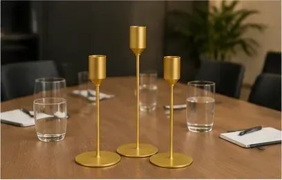 Kandelaars, goud (set van 3) in gebruik, bedrijfsevenement