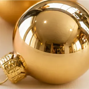 Kerstbal, goud (mat of glanzend), glanzend