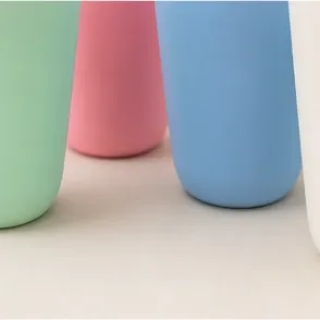 Pastel kinderbeker (4 kleuren), van dichtbij