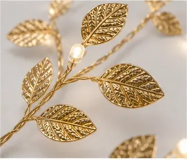 Koperdraad ledverlichting, blaadjes (goud of zilver), de gouden blaadjes