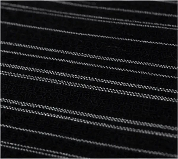 Placemat gestreept, zwart-zilver, het weefsel van dichtbij