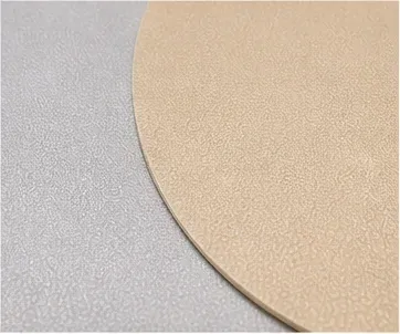 Placemat ovaal (goud of zilver), de twee kleuren naast elkaar