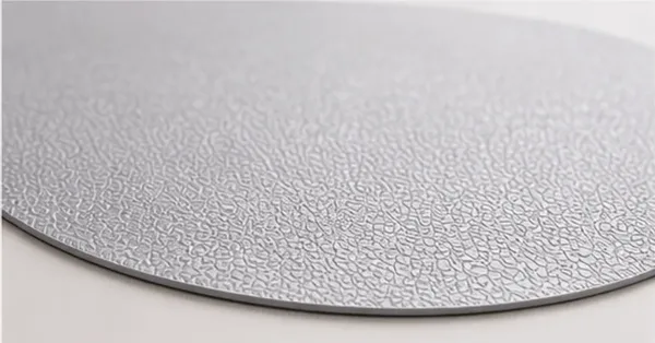 Placemat ovaal (goud of zilver), de zilveren placemat van dichtbij