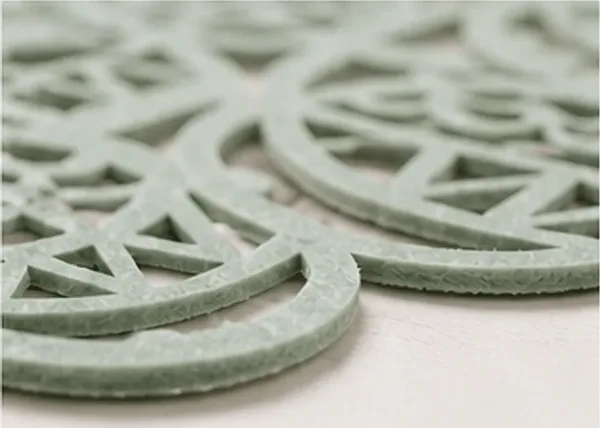 Placemat paaseieren, groen, het vilt van dichtbij