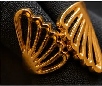 Servetring, goud, om het servet