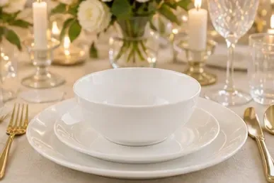 Porselein wit (3-delig) in gebruik, diner