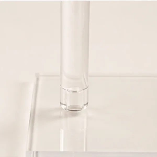 Taartplateau plexiglas, de voet van een poot