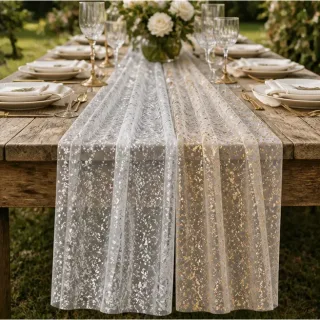 Tafelloper chiffon (goud of zilver)