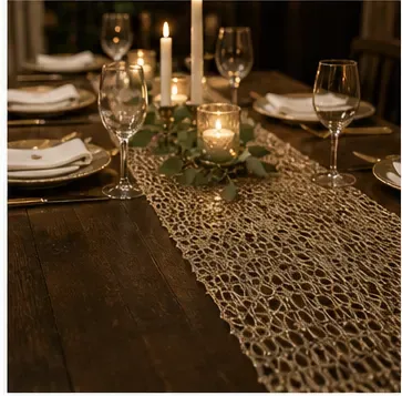 Tafelloper mesh, champagne in gebruik, diner