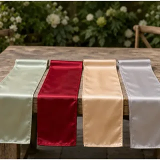 Tafelloper satijn (4 kleuren)