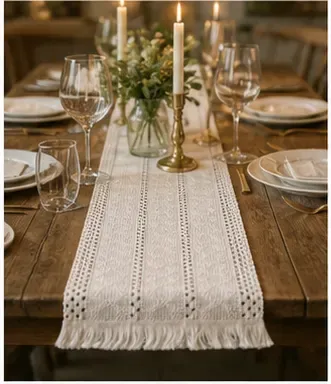 Tafelloper Boho, crème in gebruik, diner