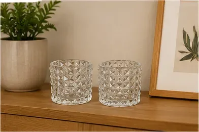 Theelichthouders, geslepen glas (set van 2) in gebruik, in huis